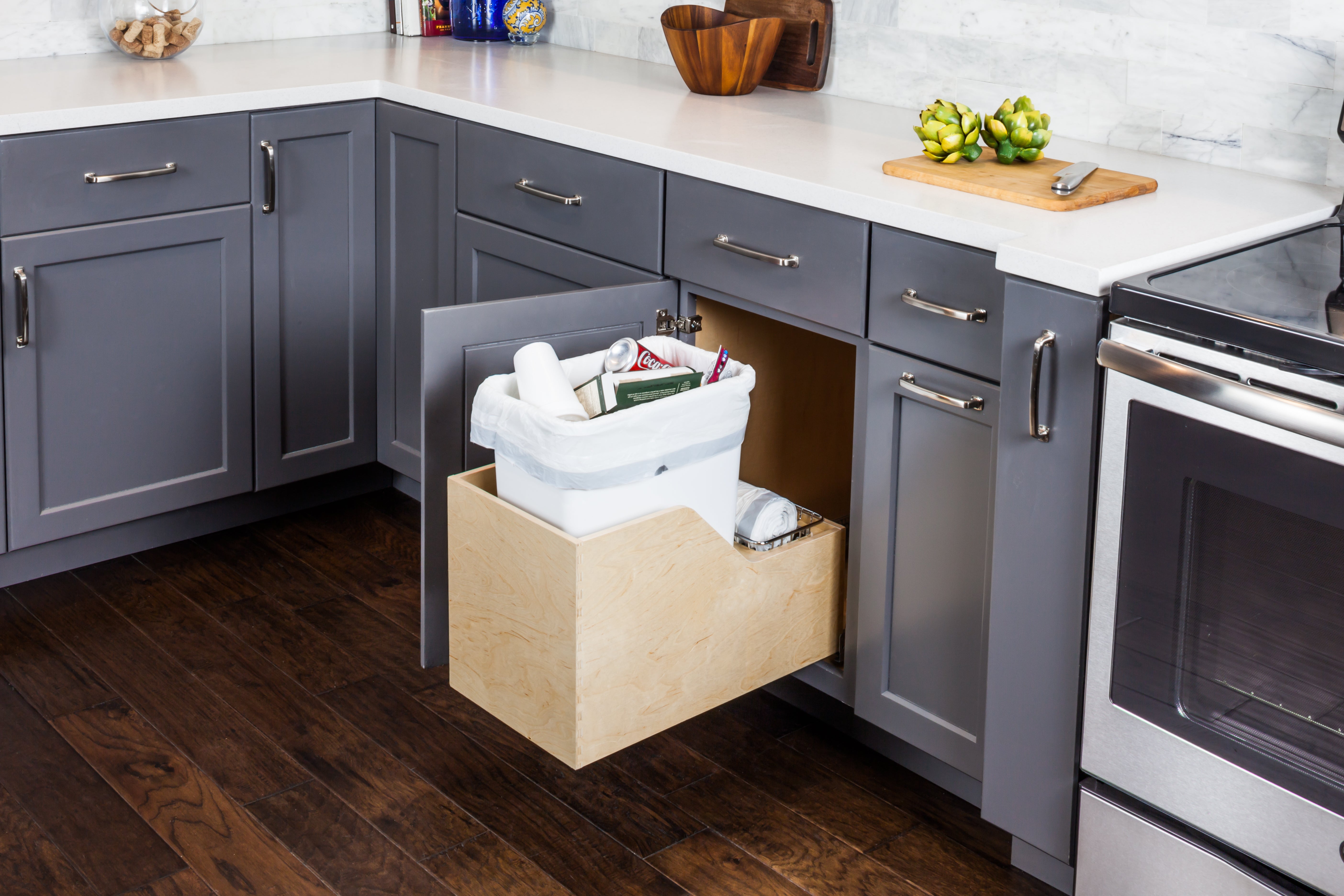 Single 35 Quart Wood Bottom-Mount Soft-close Trashcan Rollout for Hinged Doors, Includes One White Can | KitchBath