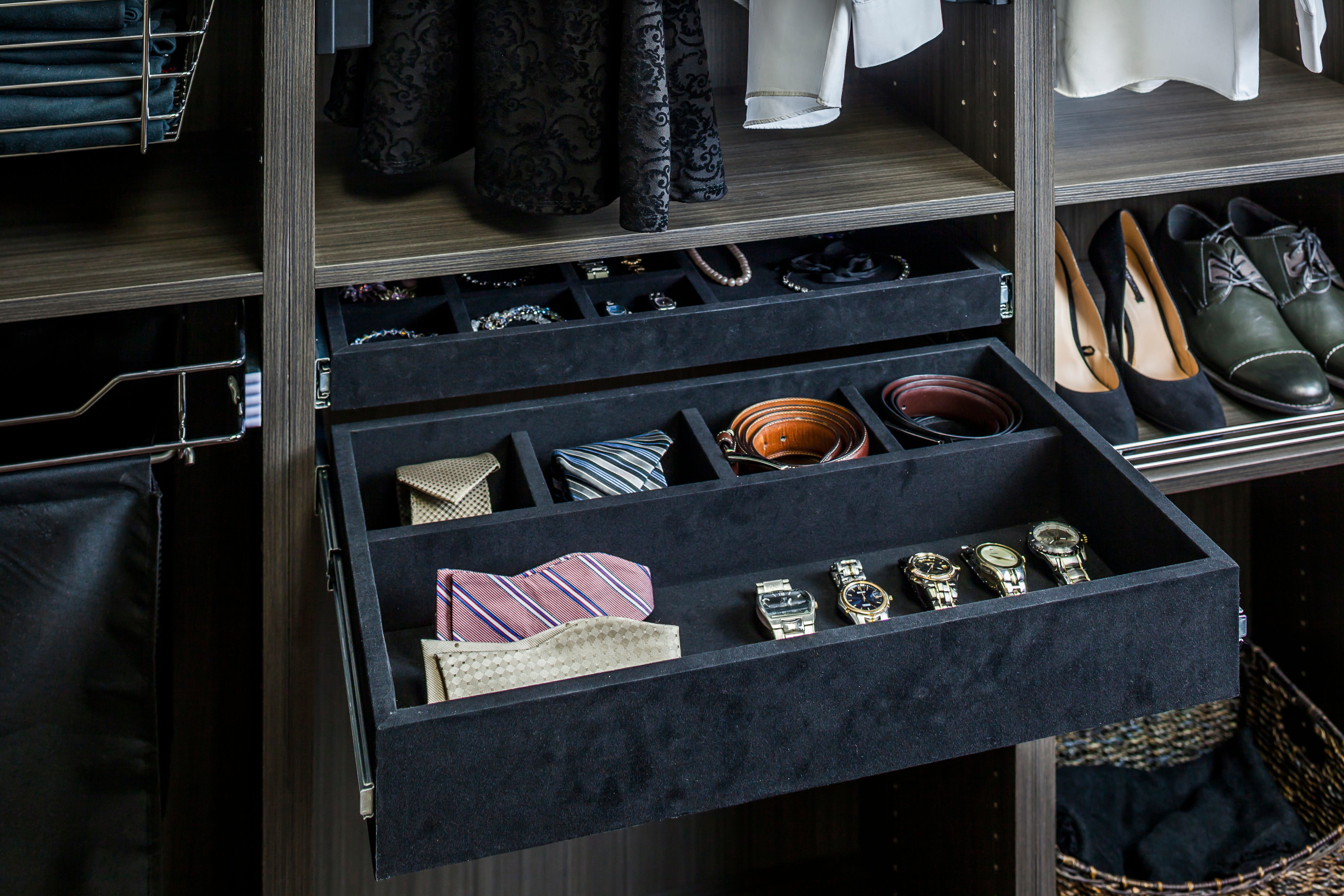 Black Felt 5-Compartment Jewelry Organizer Drawer | KitchBath